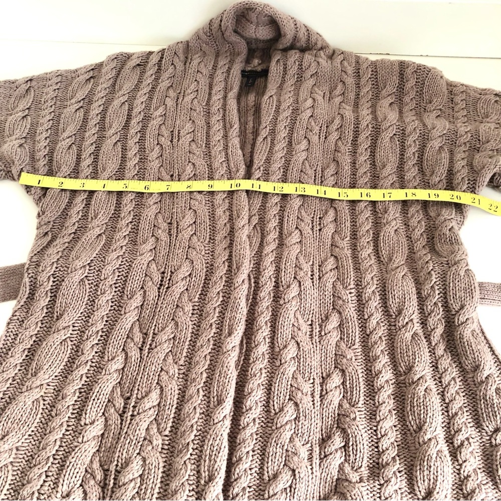 🧳TBD🧳 BCBGMaxAzria cable knit taupe brown wrap sweater sz XS - Picture 9 of 10